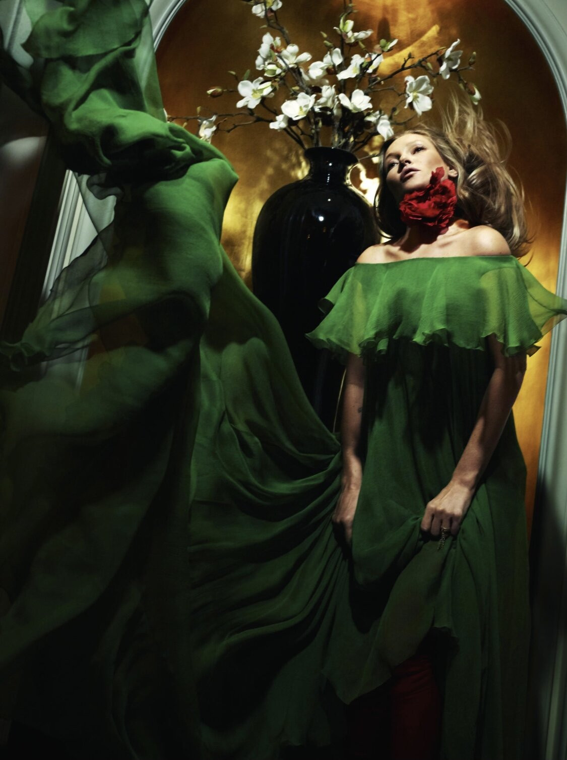 Kate Moss U50 gợi cảm đầy sức sống ảnh 12