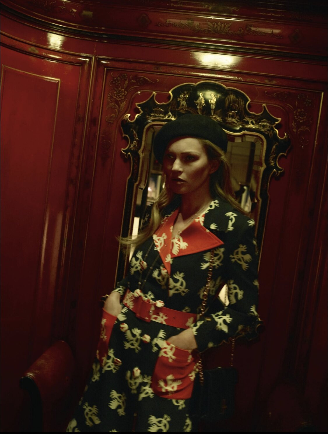 Kate Moss U50 gợi cảm đầy sức sống ảnh 14