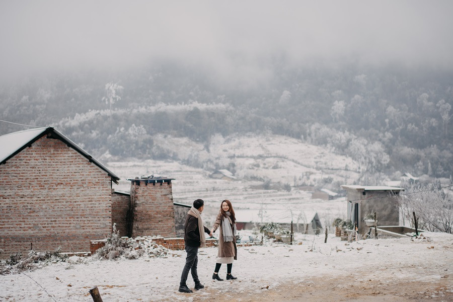 Cặp đôi chụp ảnh cưới lãng mạn như cổ tích giữa tuyết trắng ở Y Tý ảnh 18