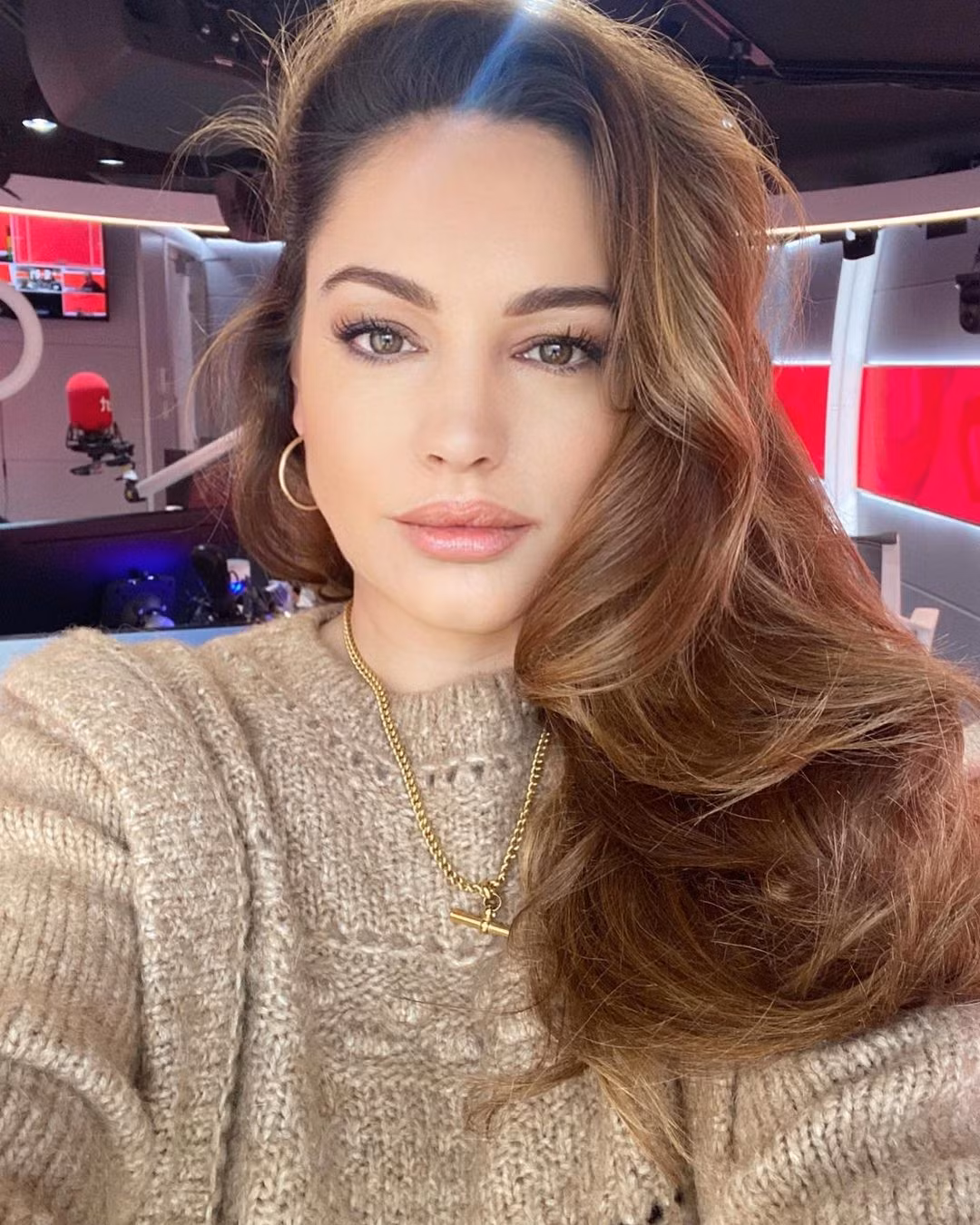 Ngắm đường cong đẫy đà của mỹ nhân xứ sương mù Kelly Brook ảnh 7