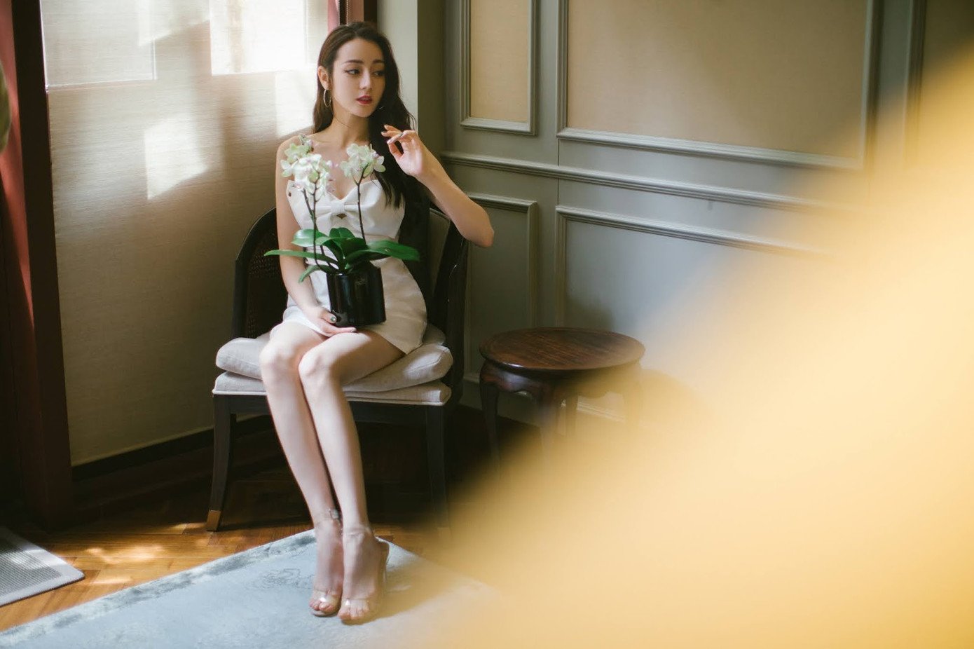 Mỹ nhân Tân Cương lưng trần dáng thon, ngày càng đẹp và quyến rũ ảnh 14