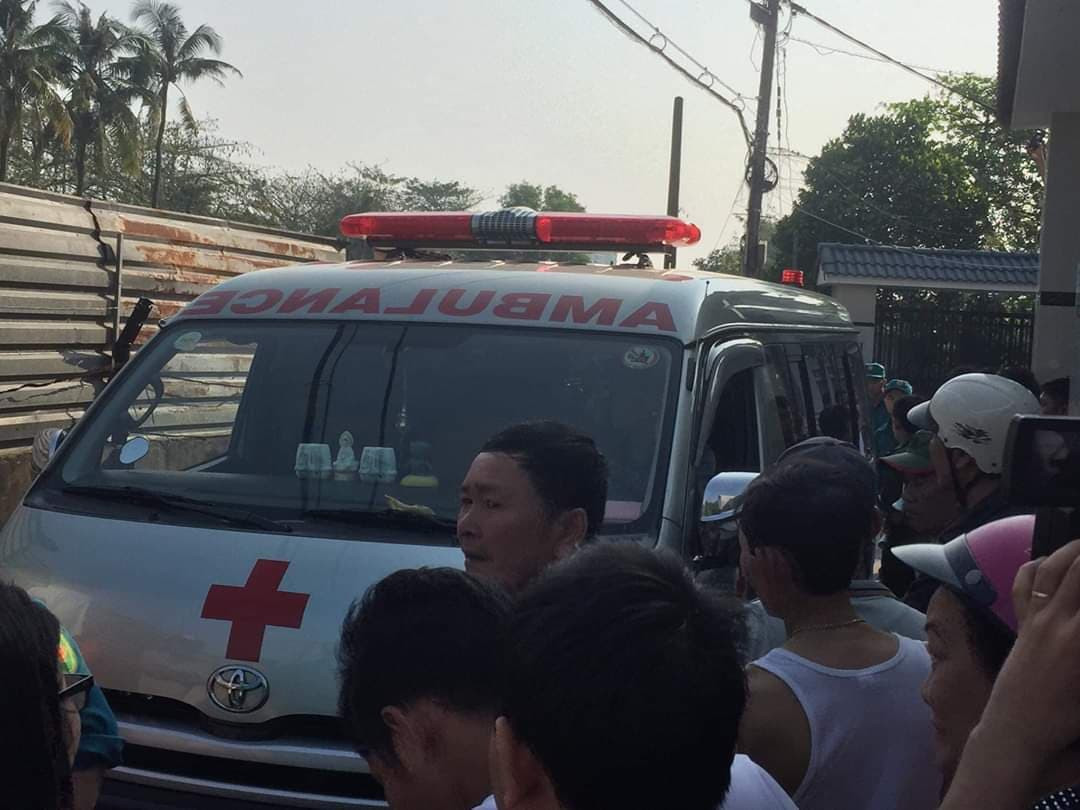 Vụ cháy làm 5 người chết sáng 27 tết: 4 xe máy bít kín lối thoát duy nhất ảnh 2