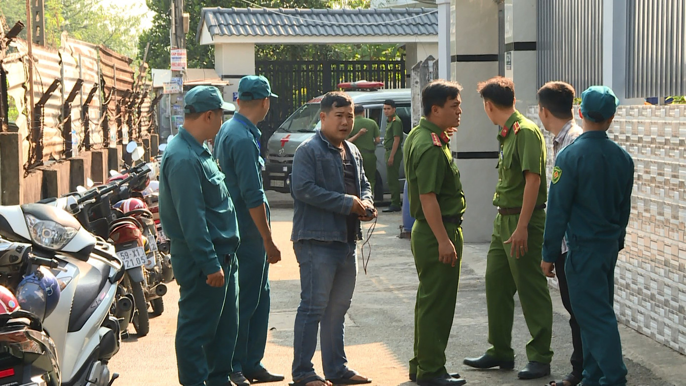 Vụ cháy làm 5 người chết ở Sài Gòn: Tìm mọi cách cứu người nhưng bất thành ảnh 3