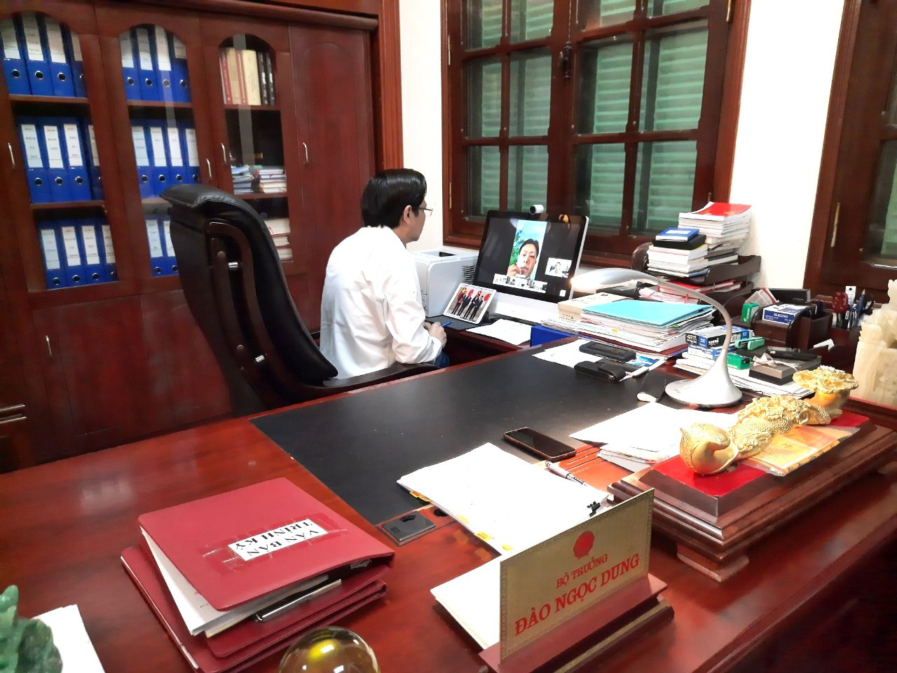 Nhiều doanh nghiệp đồng loạt làm việc online, tránh lây nhiễm dịch ảnh 2