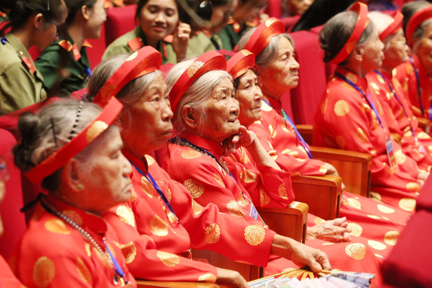 Tiếp tục chăm lo đời sống cho các Mẹ Việt Nam Anh hùng ảnh 2