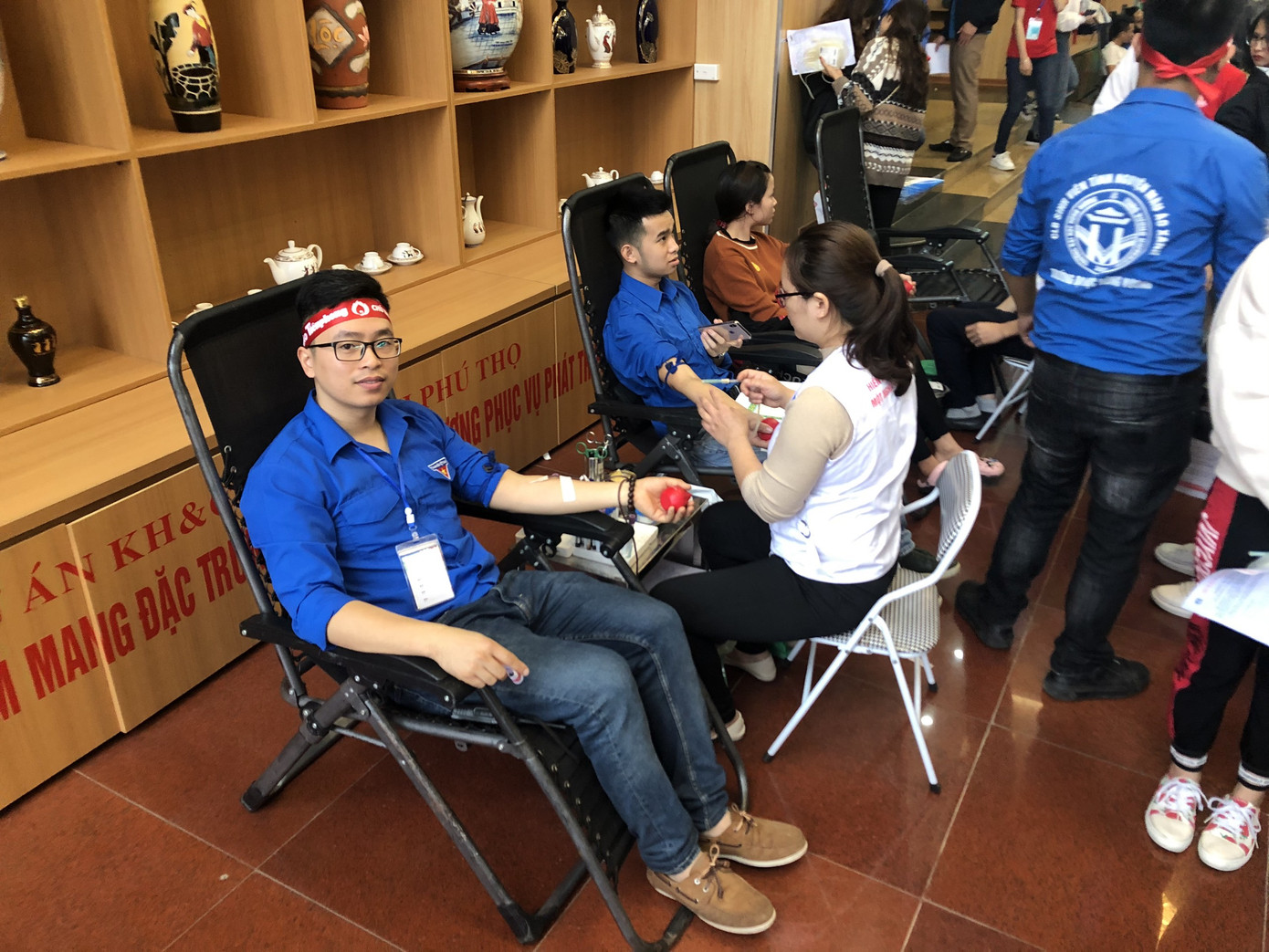  Phú Thọ: Có sinh viên tham gia hiến máu hơn 20 lần tại Chủ nhật Đỏ ảnh 5