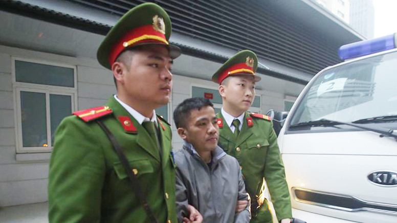 Cận cảnh các bị cáo vụ MobiFone mua lại AVG trong phiên tòa sáng nay ảnh 8