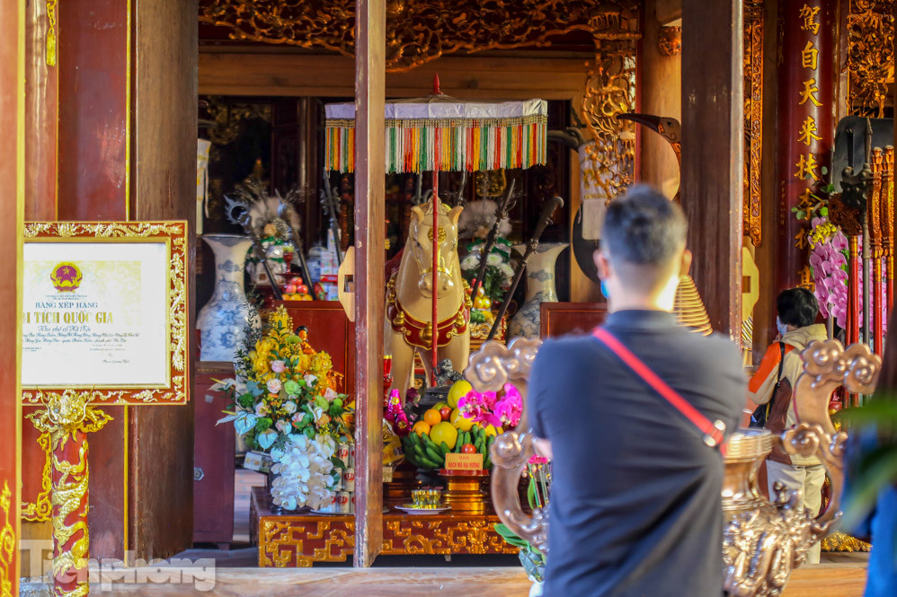 Di tích ở Hà Nội 'cảnh giác' phòng dịch COVID-19 những ngày nghỉ Tết ảnh 15