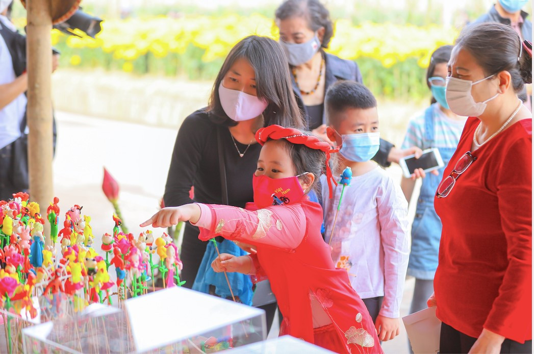 Tìm lại giá trị nguyên bản Tết Việt nơi phố thị ảnh 6