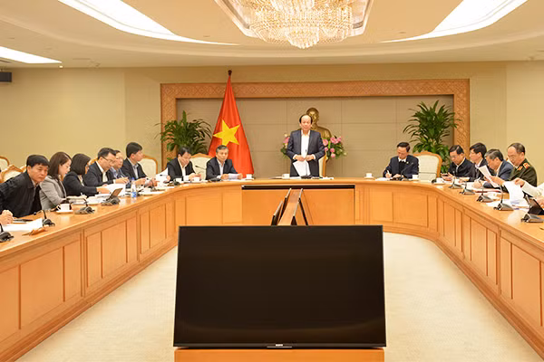Bộ trưởng Mai Tiến Dũng hỏi tướng công an: Ông cứ ngồi nhà chờ Bộ Nội vụ à? ảnh 2