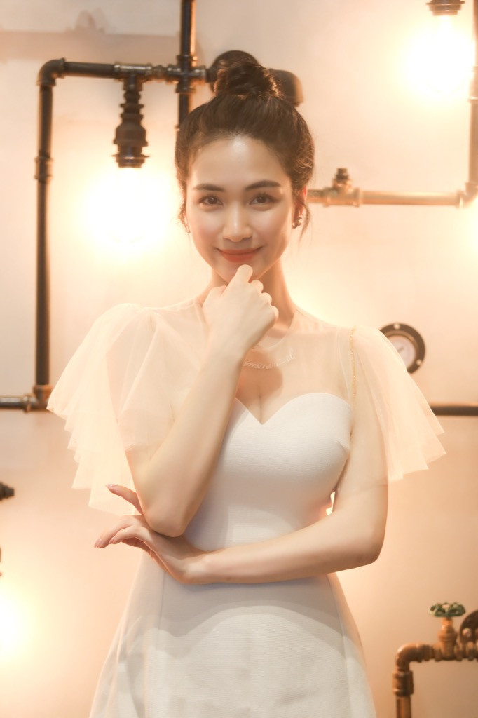 Hòa Minzy bắn “tín hiệu comeback” với màn kết hợp cùng “hit-maker” Mr. Siro ảnh 1