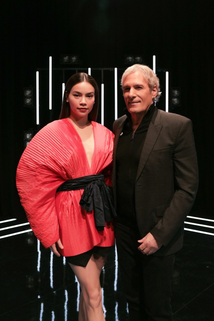 Hồ Ngọc Hà làm giám khảo khách mời trong cuộc thi âm nhạc cùng huyền thoại Michael Bolton ảnh 1