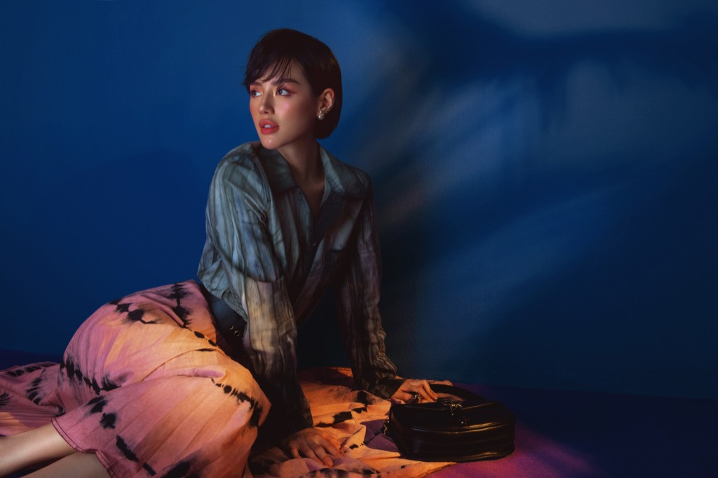 Cặp đôi "Gạo nếp gạo tẻ 2" Jun Phạm - Khánh Linh đẹp xuất thần trong bộ ảnh mới ảnh 7