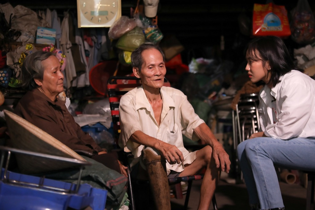 Diệu Nhi tổ chức Đám cưới vàng, trao “Ngày May Mắn” cho ông bà cụ nhặt ve chai ảnh 5