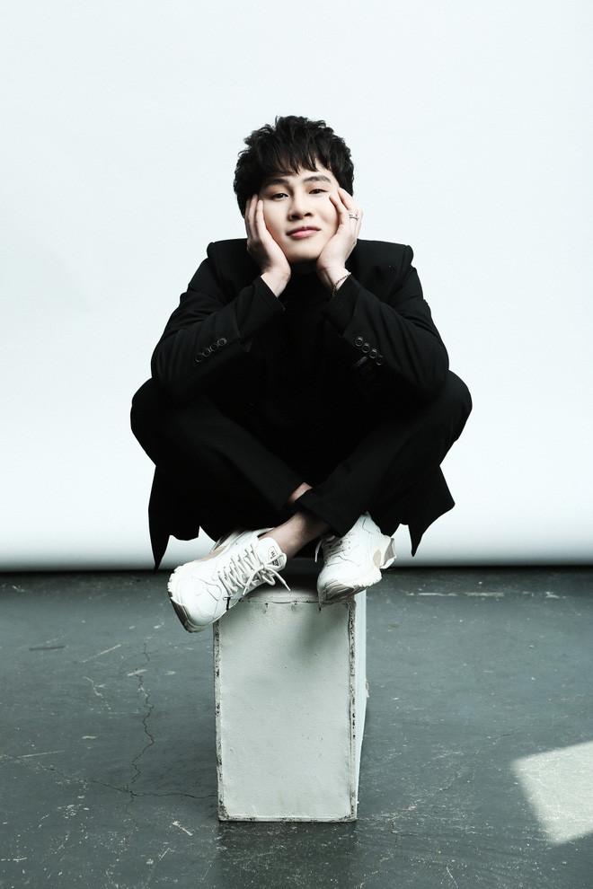 Jack là nam ca sĩ V-Pop đầu tiên có MV đạt 300 triệu view, cán mốc 3 triệu lượt theo dõi ảnh 1