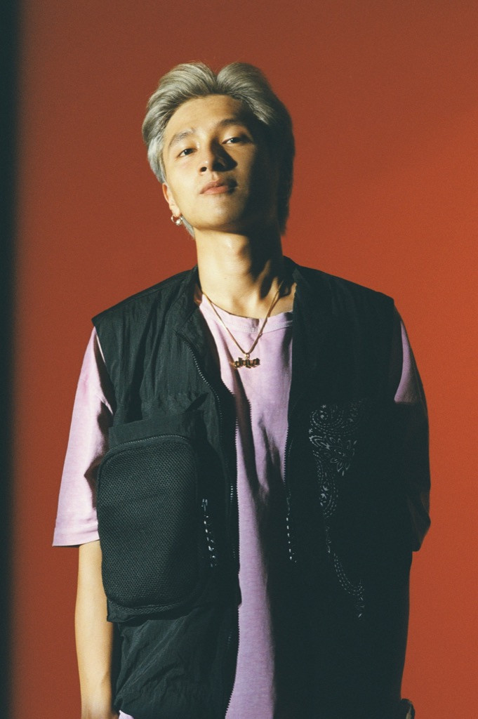 Binz tung bộ ảnh với 9 chiến binh tại “Rap Việt”, toàn đội nổi bật với concept đen-hồng ảnh 4