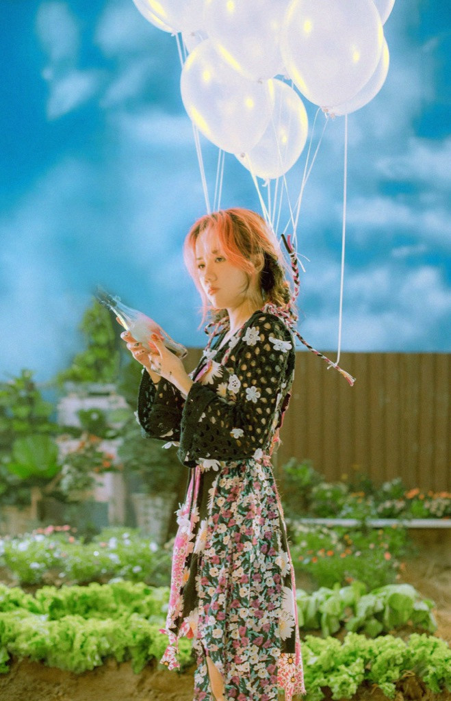 Phương Ly kết hợp LyLy ra mắt ca khúc dành cho hội “Nhớ quá mà ngại không nói ra“ ảnh 1