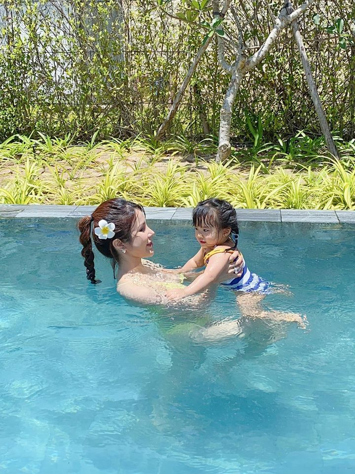 Sao Việt 24H: Lynk Lee khoe ảnh cực xinh, Lưu Thiên Hương cùng học trò ra mắt ca khúc mới ảnh 5