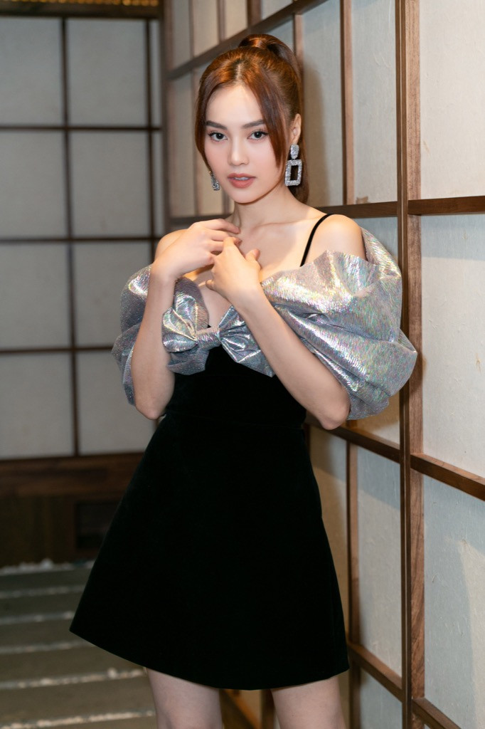 Bất ngờ trước mối quan hệ họ hàng của Phạm Quỳnh Anh và Hoa hậu Hà Kiều Anh ảnh 3