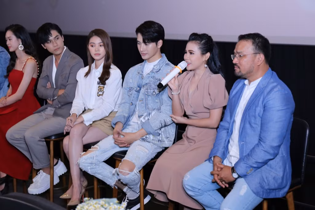 Võ Điền Gia Huy đóng vai ca sĩ nhưng để người khác hát thay trong web-drama mới ảnh 6