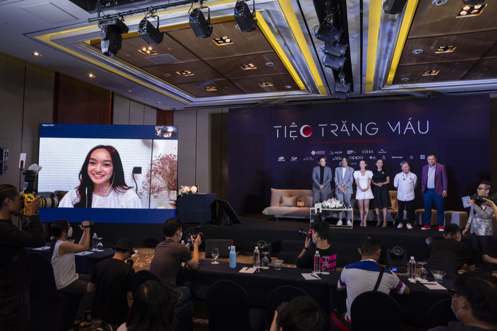 Kaity Nguyễn tiết lộ bị Kiều Minh Tuấn “hại” nên không thể thoại khi quay “Tiệc Trăng Máu“ ảnh 1