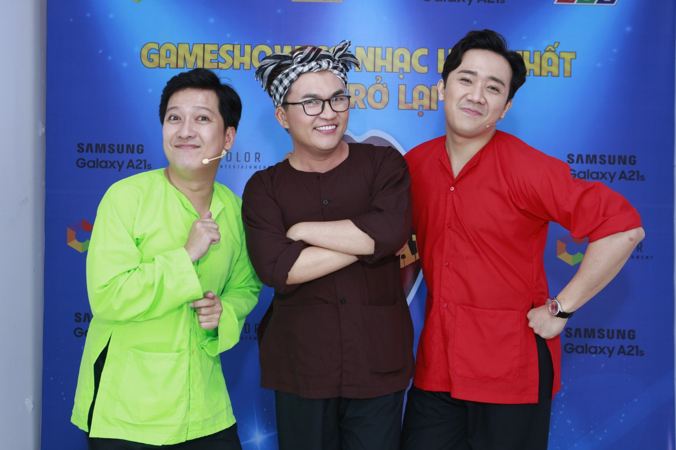 Erik hào hứng chỉ Hoàng Thùy cover vũ đạo “Em không sai, chúng ta sai“ ảnh 4