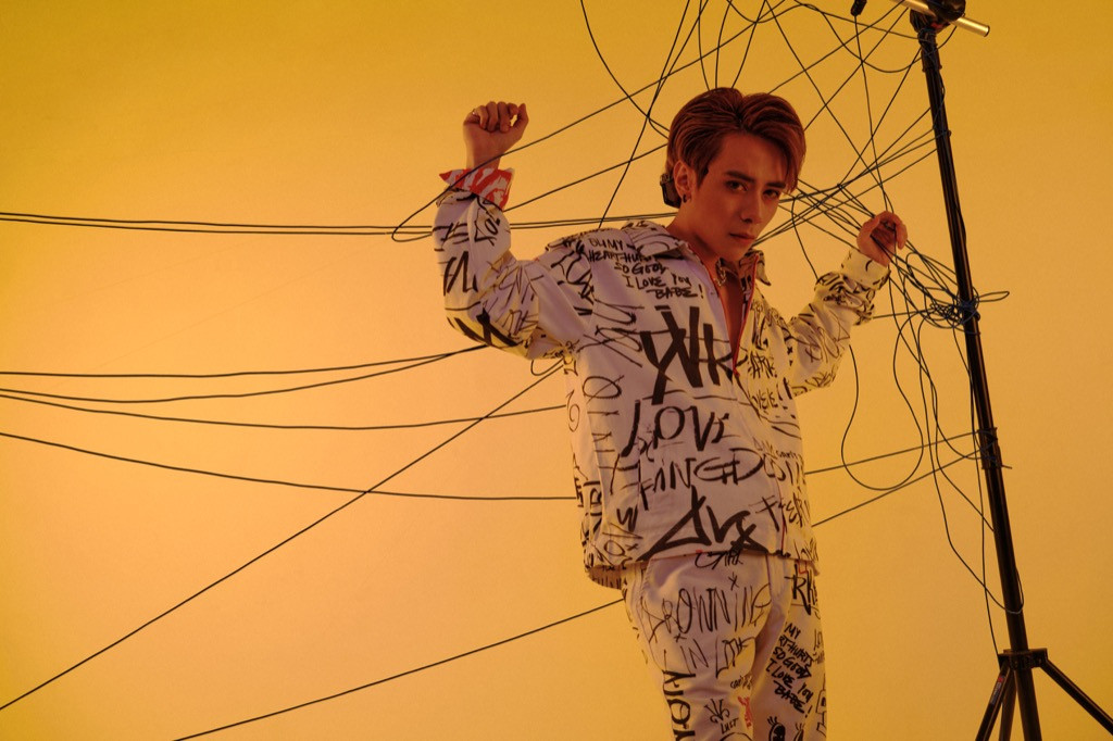 Quang Hùng MasterD đổi style, kết hợp Black Bi Thái Vũ (FAPtv) trong MV “Hoa Bất Tử“ ảnh 3