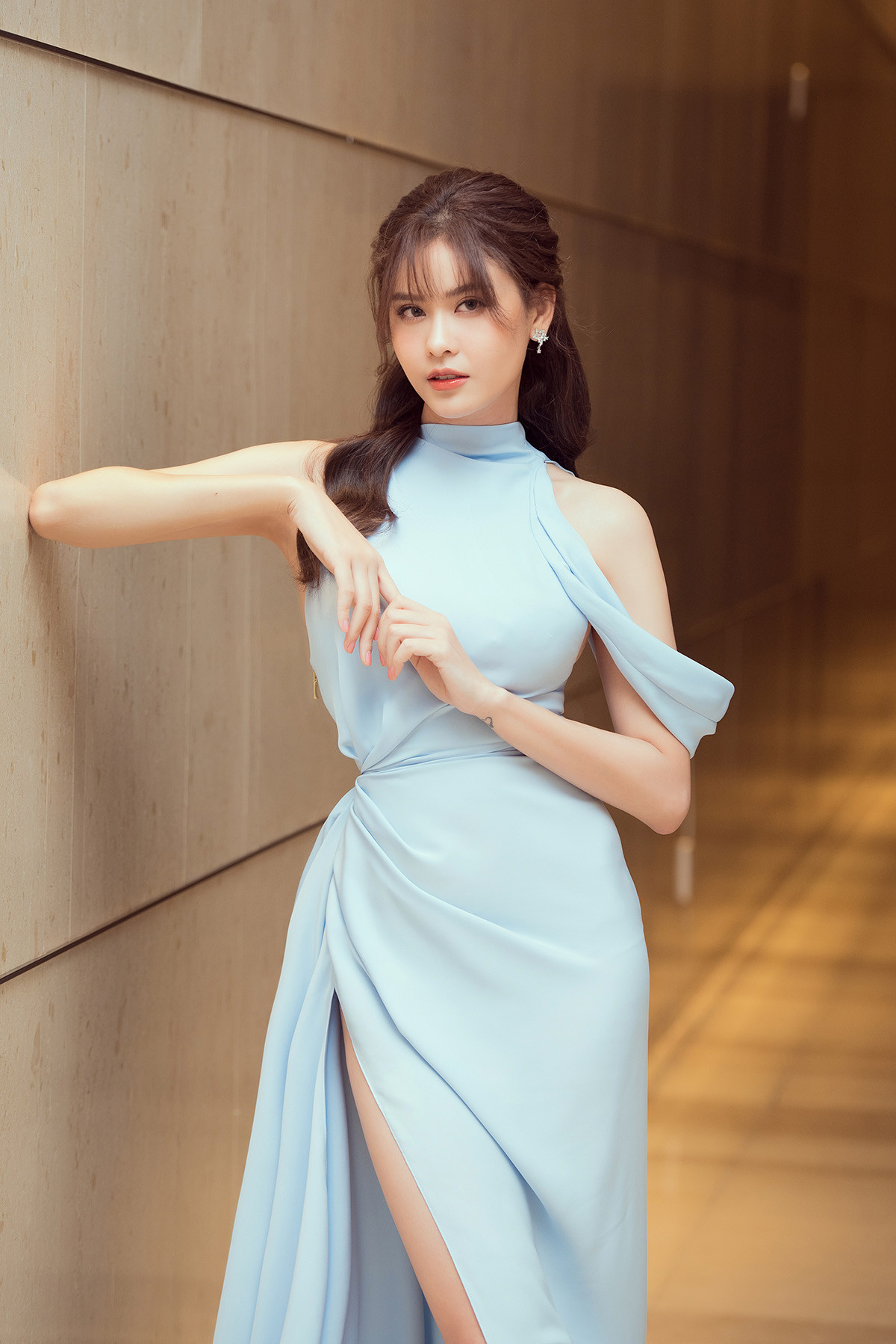 Trương Quỳnh Anh khóc vì nhân vật trong phim mới “Trói buộc yêu thương” quá giống mình ảnh 1