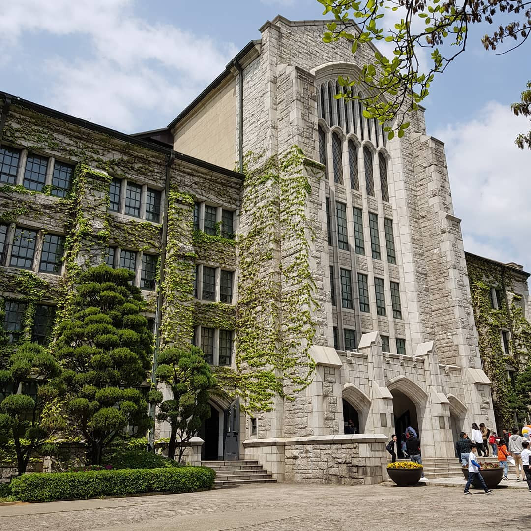Đại học Ewha - cảnh đẹp như phim, thiên đường ẩm thực mê hoặc “team yêu Hàn Quốc” ảnh 3