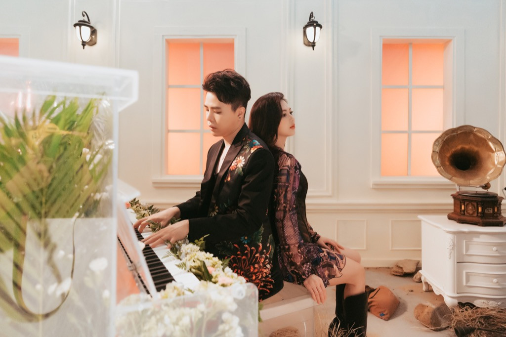 Hậu nghi vấn tái hợp, Trịnh Thăng Bình tung MV “lụy tim” kết hợp cùng Liz Kim Cương ảnh 1