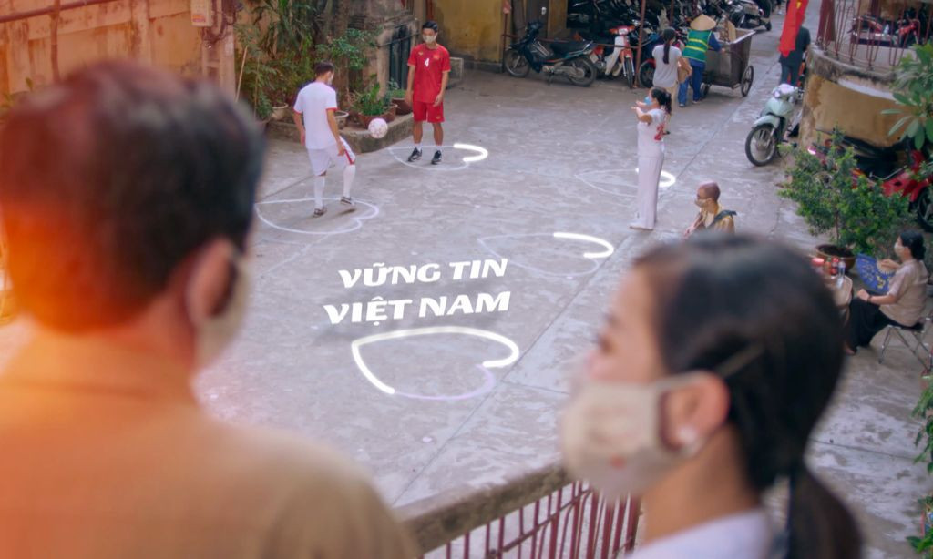 MV “Vững Tin Việt Nam” tiếp thêm sức mạnh cho cộng đồng sớm vượt qua đại dịch COVID-19 ảnh 1