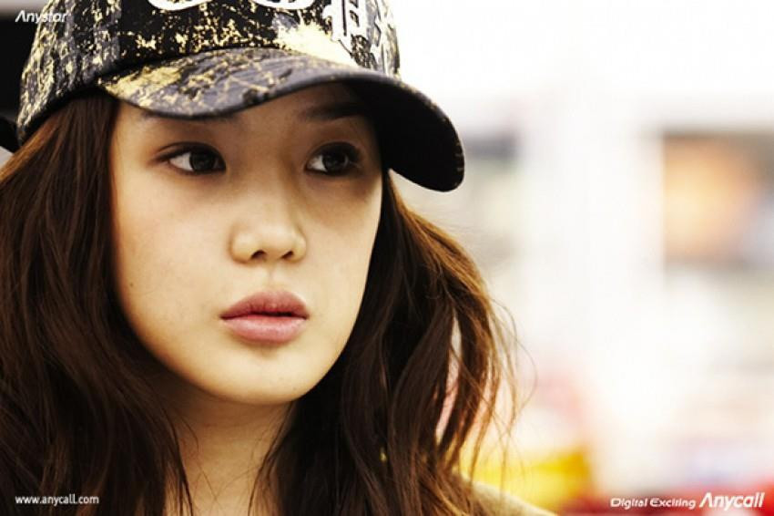 Park Bom khiến công chúng hoảng hốt khi xuất hiện trên thảm đỏ với gương mặt sưng phù ảnh 3