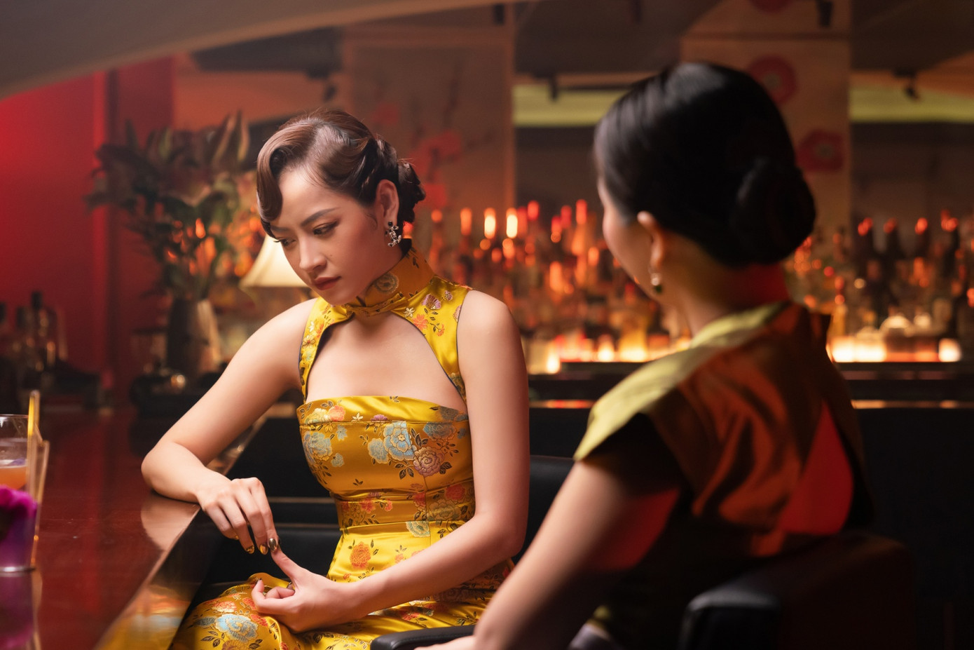 Chi Pu diện sườn xám, lần đầu kể về tình cũ “khắc cốt ghi tâm” ảnh 3