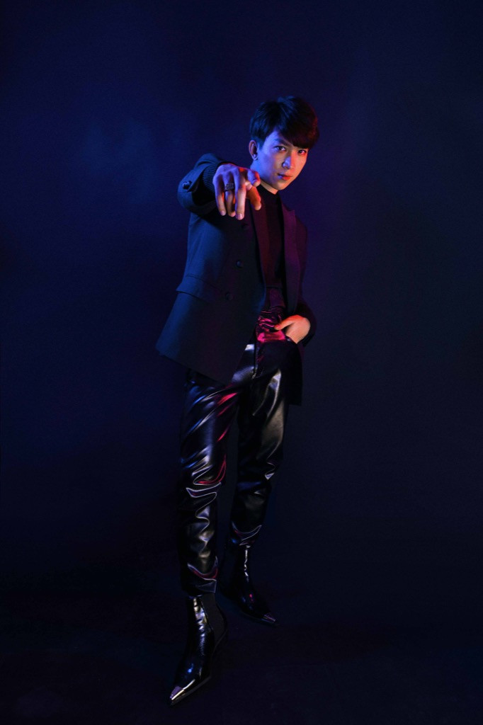 V-Pop “đóng băng” mùa dịch, Tăng Phúc vẫn “chơi liều” ra 3 sản phẩm trong 20 ngày ảnh 1