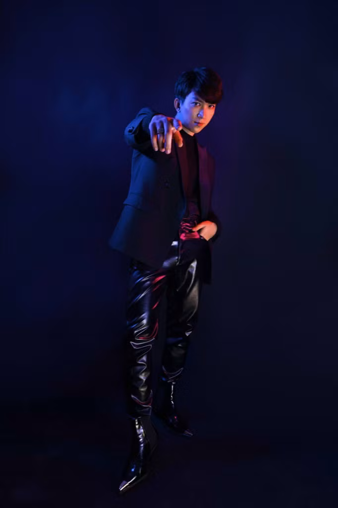 V-Pop “đóng băng” mùa dịch, Tăng Phúc vẫn “chơi liều” ra 3 sản phẩm trong 20 ngày ảnh 1