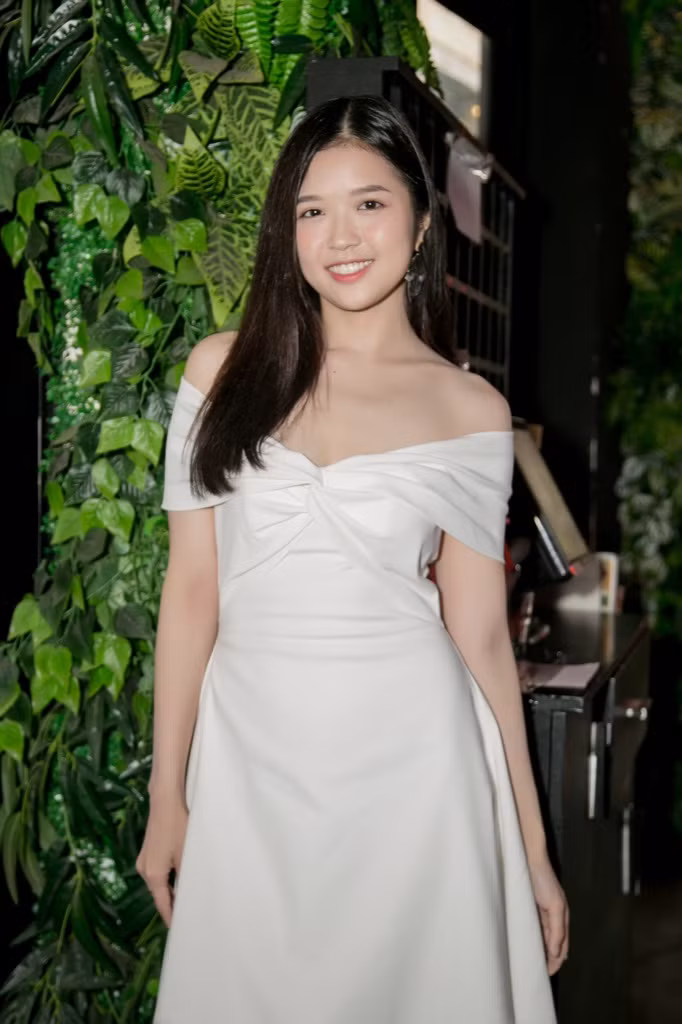 Suni Hạ Linh: “Nhân vật của Erik trong MV mới là mẫu người chồng lý tưởng“ ảnh 1