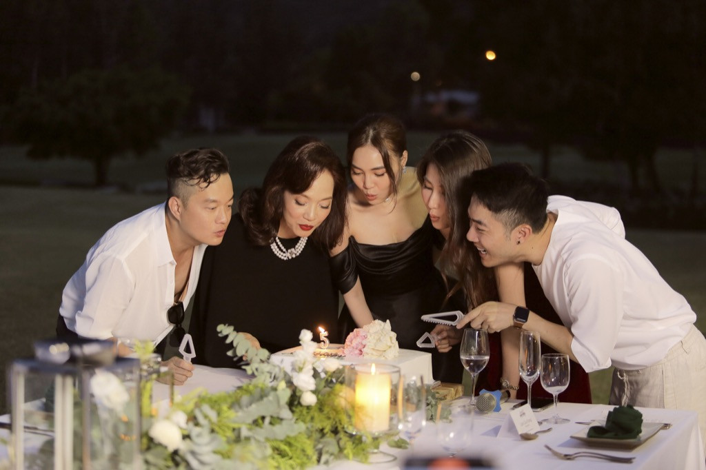 Dàn sao “Gái già lắm chiêu” Ninh Dương Lan Ngọc, Diễm My 9x hội ngộ tại Huế ảnh 8