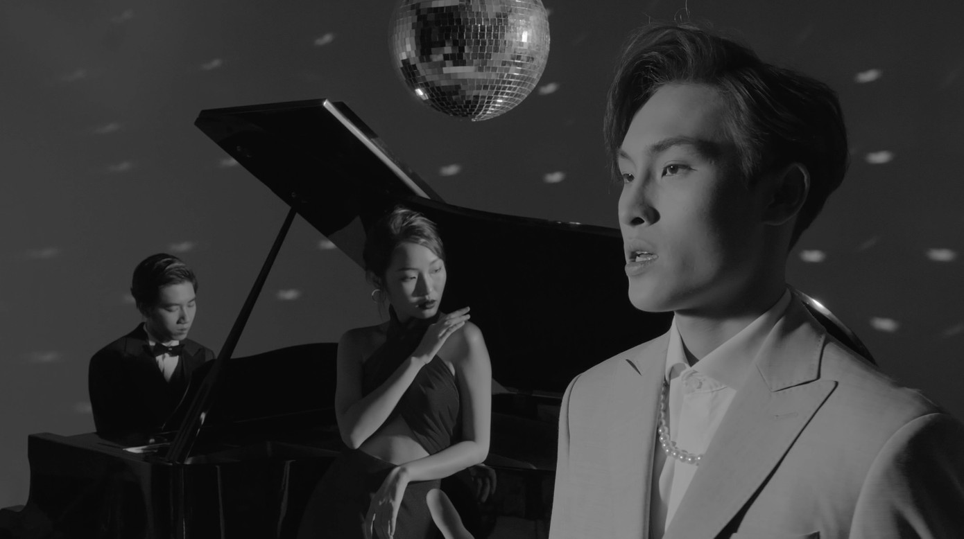 K-ICM tung MV đầy tính ẩn dụ cho ca khúc kết hợp cùng “đồng đội” mới ảnh 2