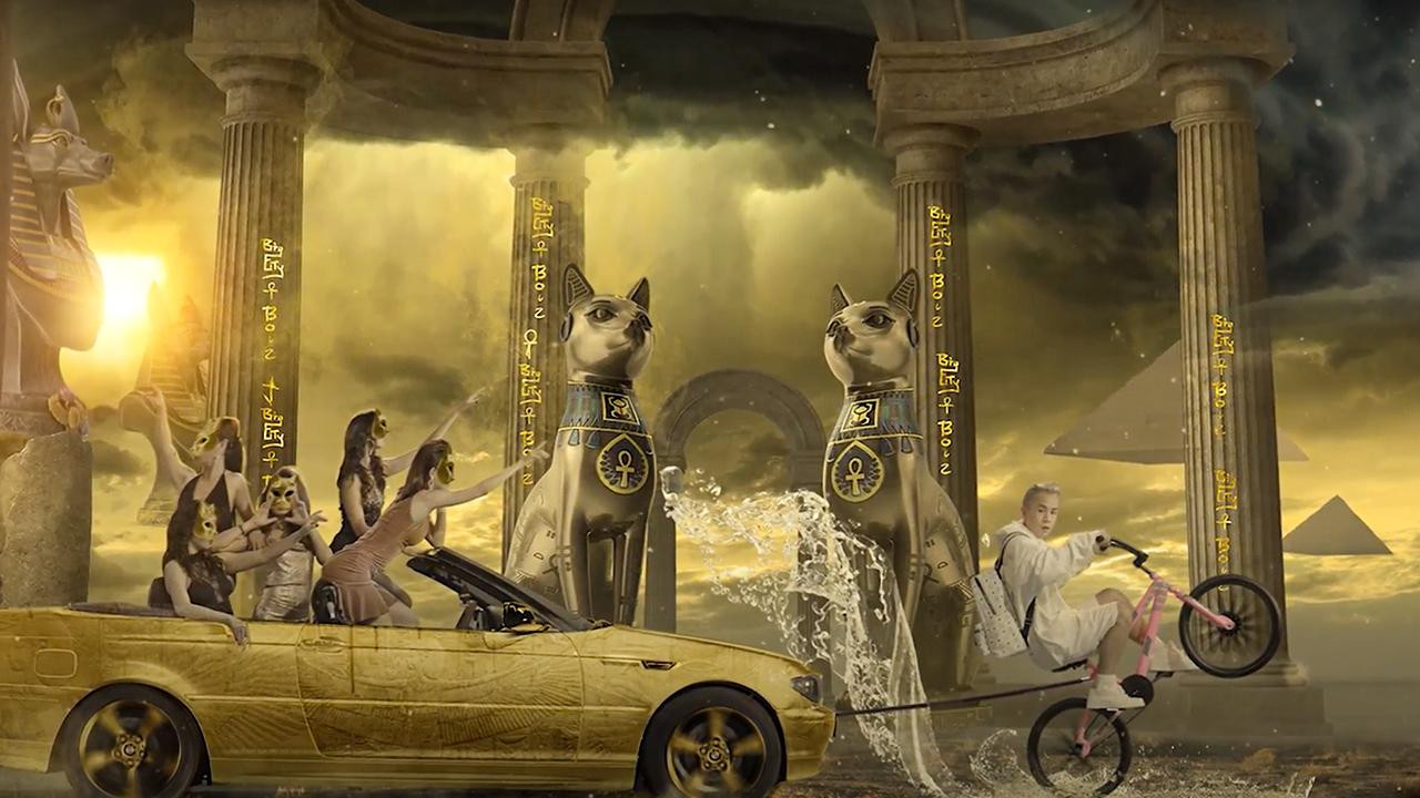 Ra MV cùng ngày với Sơn Tùng M-TP, Binz vẫn không hề “lép vế” với “Bigcityboi“ ảnh 3