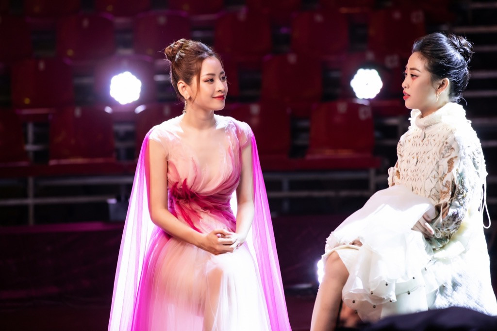 Chi Pu liều lĩnh làm mới hit “So Far” của Binz trong tập 2 ”Chi Pu's Greatest Show“ ảnh 8