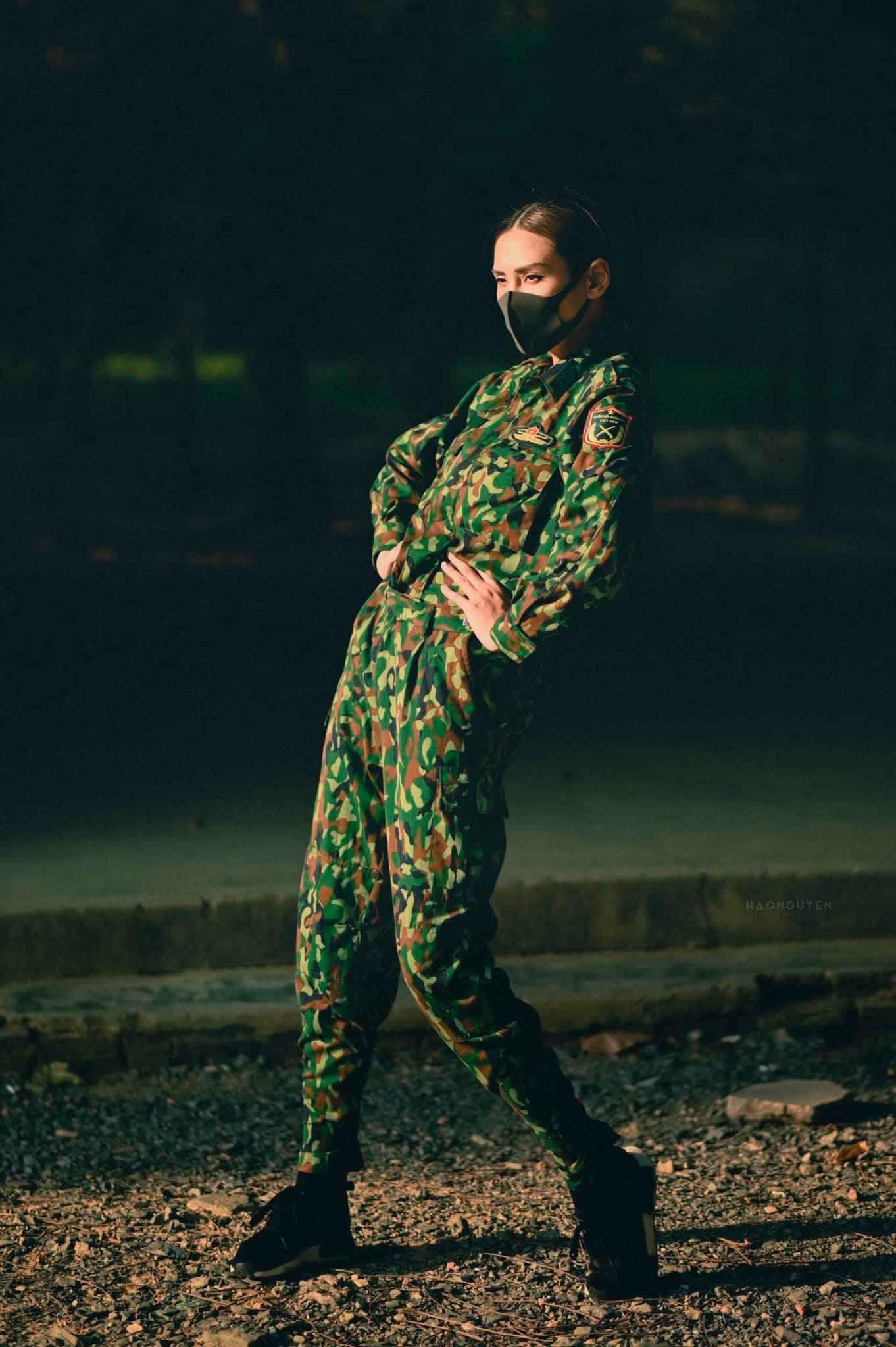 Sao Việt mùa cách ly: Jun Vũ “biến hình” cực xinh, “chị đại” Võ Hoàng Yến rời khu cách ly ảnh 2