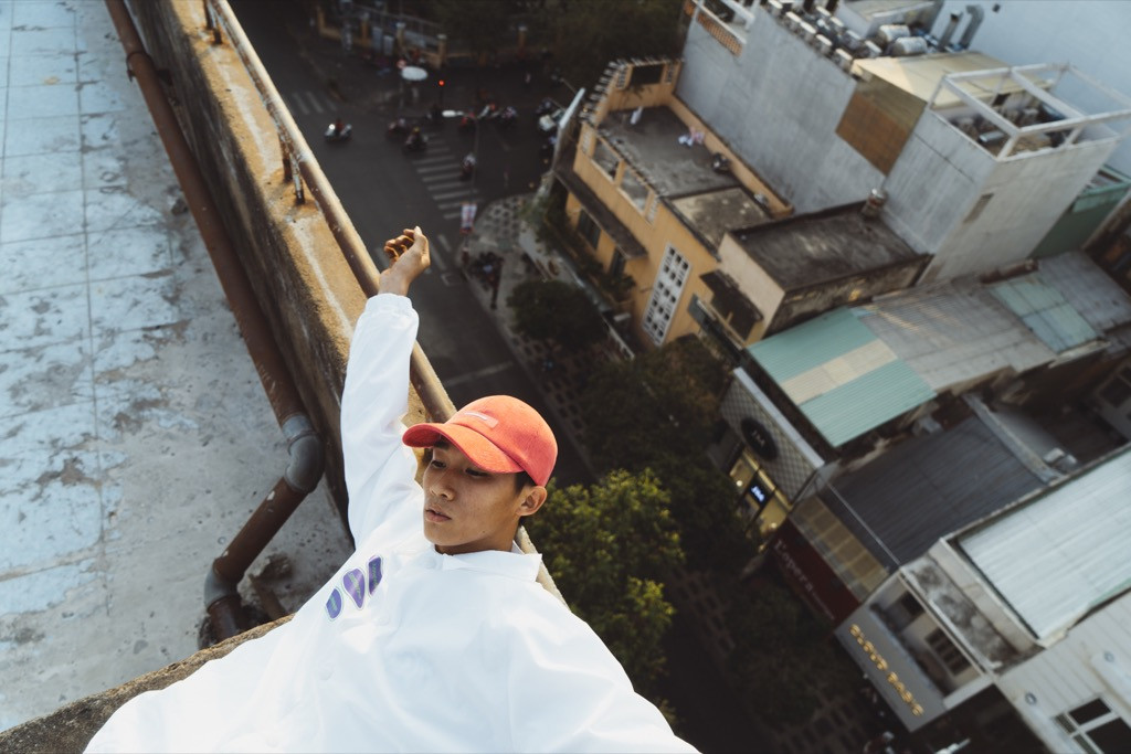 Nam chính phim “Ròm” hé lộ những lần phải “trả giá đắt” khi mê thể thao mạo hiểm ảnh 4