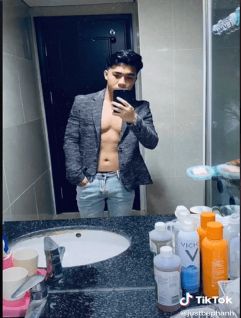 “Team nữ sinh” hào hứng khoe “mỹ nam lớp mình” không thua kém ai trên TikTok ảnh 7