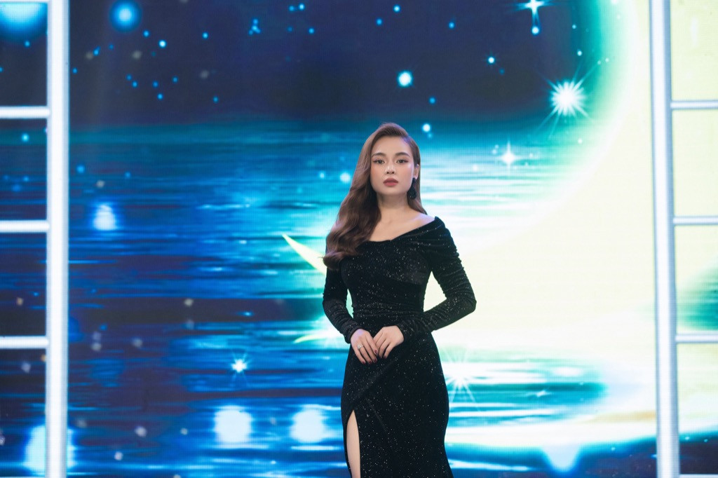 Giang Hồng Ngọc: “Vẫn đang phải dành dụm để trả góp hết căn hộ mua tặng ba mẹ” ảnh 3