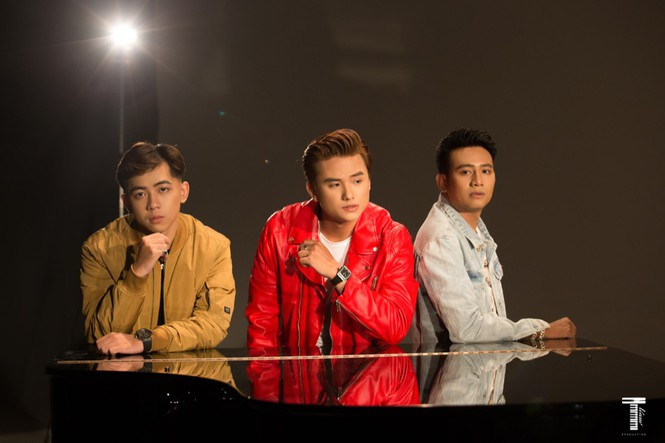 Đen Vâu bất ngờ trở thành “cameo” trong MV “Một ngày bình thường” của TTeam ảnh 1