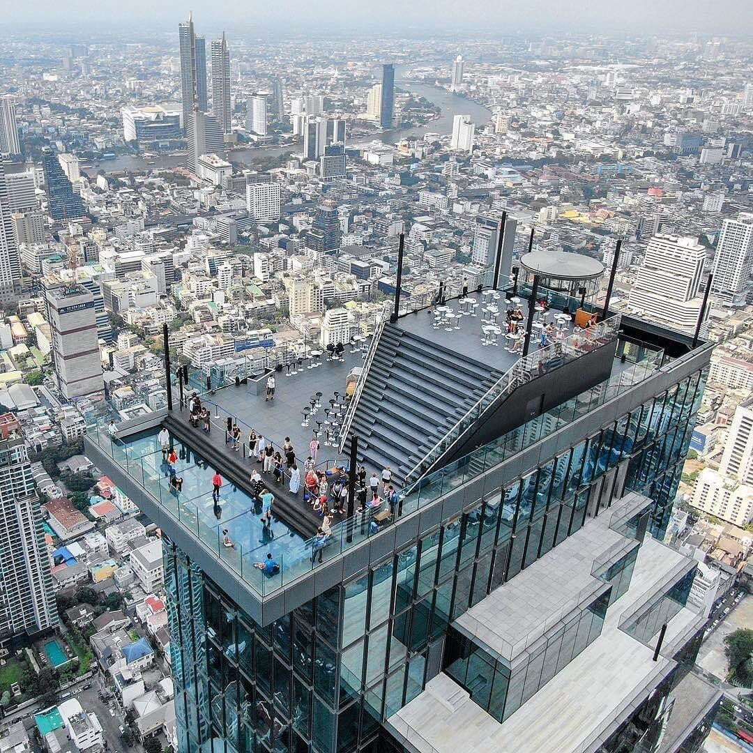Toà nhà King Power Mahanakhon nằm giữa lòng thủ đô Bangkok với đài quan sát cao 314m Cầu kính trên không dài nhất Đông Nam Á sắp mở cửa: “Hội cuồng chân” nôn nóng “check-in“ ảnh 2