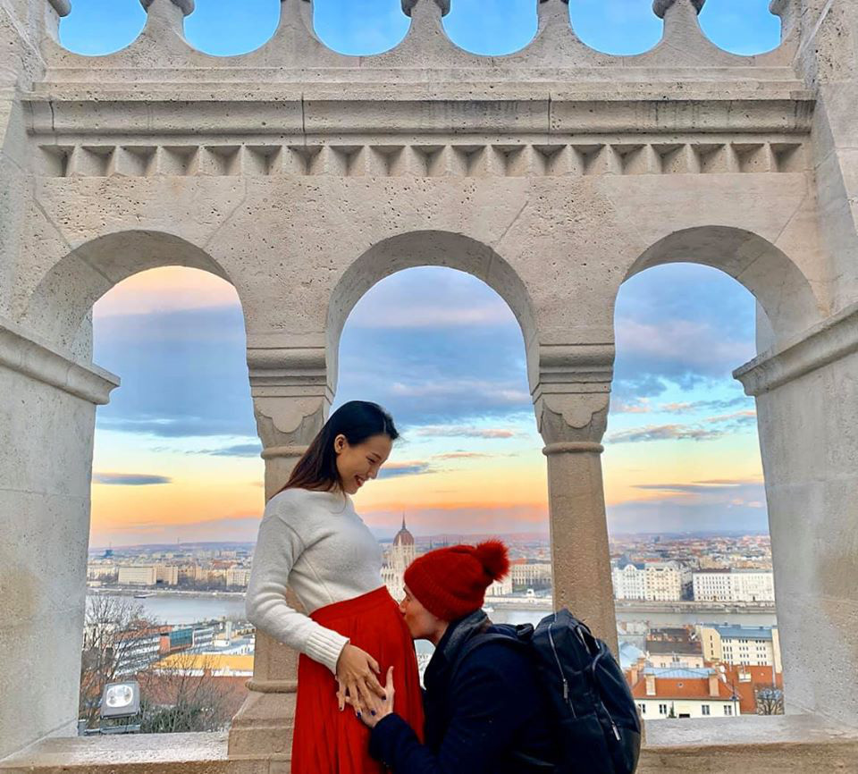 “Hội bỉm sữa V-Biz": Đông Nhi “mở hàng” quá hên, loạt sao nữ liên tiếp nhận tin vui ảnh 3