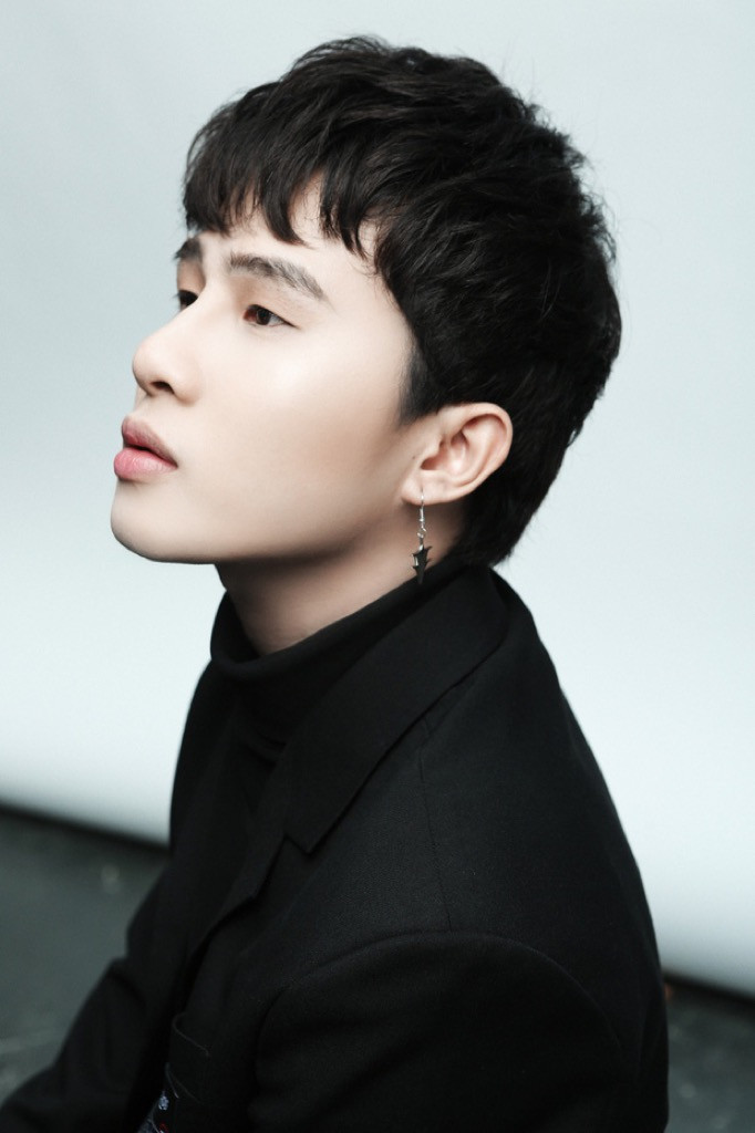 Sao Việt 24H: Các nghệ sĩ cùng hòa ca “Việt Nam tử tế”, Jack lập kỷ lục mới với “Sóng Gió” ảnh 4