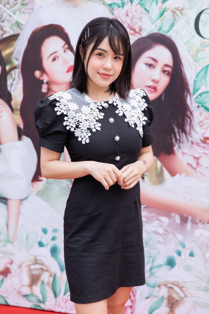 Ninh Dương Lan Ngọc dù sút cân vẫn rạng rỡ, Văn Mai Hương diện đầm lệch vai cuốn hút ảnh 5