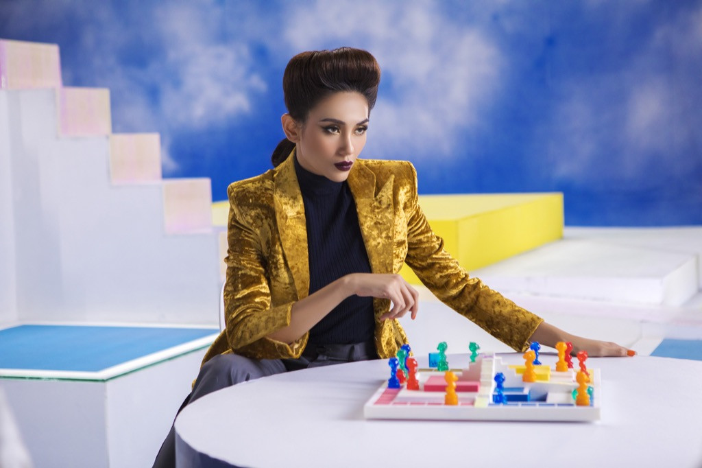 Lan Ngọc đọc rap, cô Minh Hiếu “phân thân” trong MV “Phiếu Bé Ngoan” của S.T Sơn Thạch ảnh 5